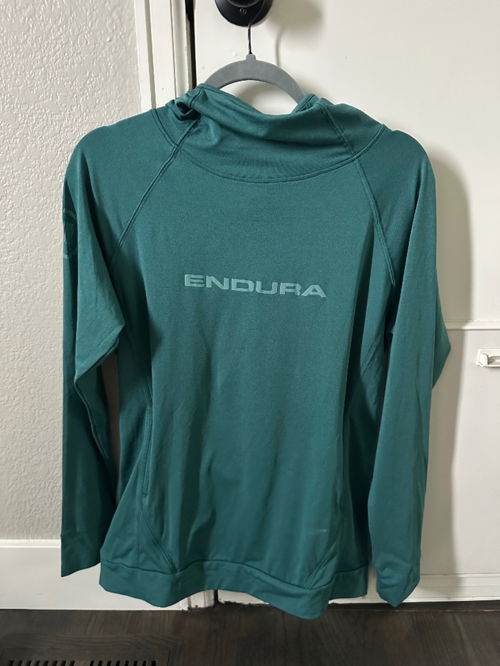 Endura MTB Lightweight Hoodie Size SMALL